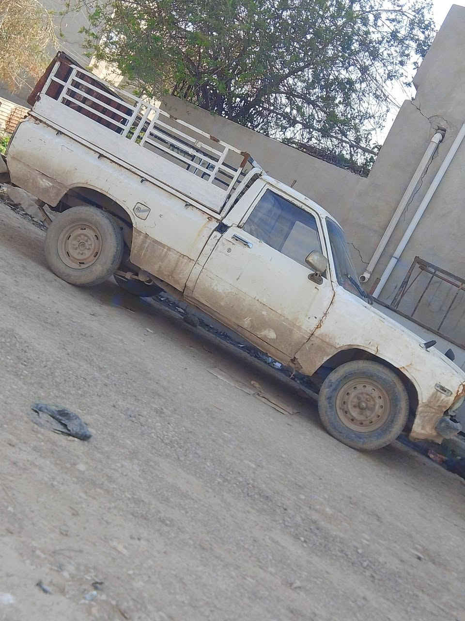 بيكم 80محرك وشاصي شرط.  وشرط التحويل 11وبيه مجال قليل ***********
