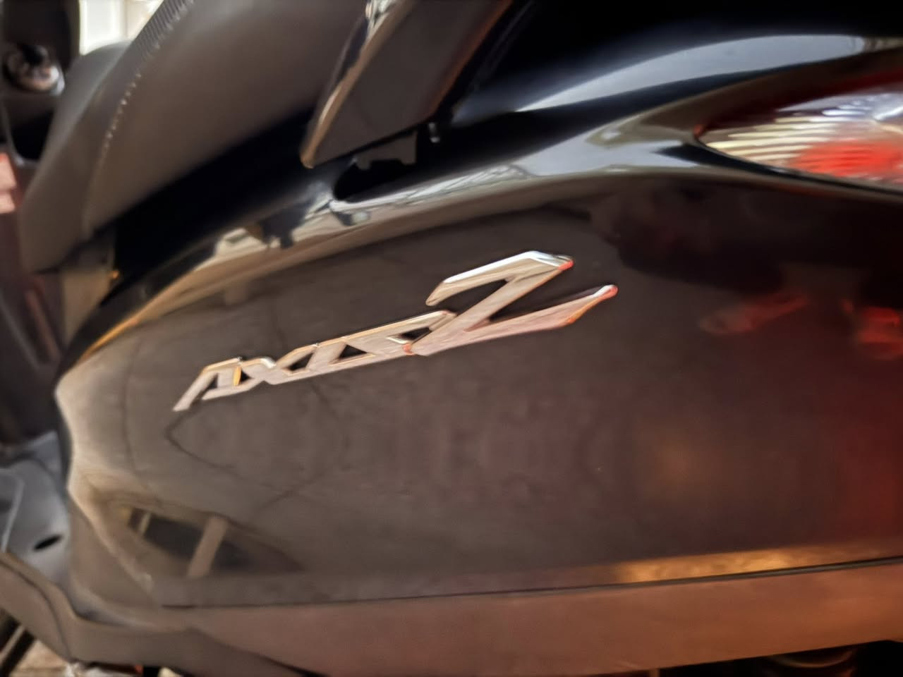 ياماها اكسسز z حديث رمبة وارد يابان ماشية 8 الف كيلو عداد 140 مكفولة مكان دراجه بغداد السعر 12 ورقة للاستفسار ***********
