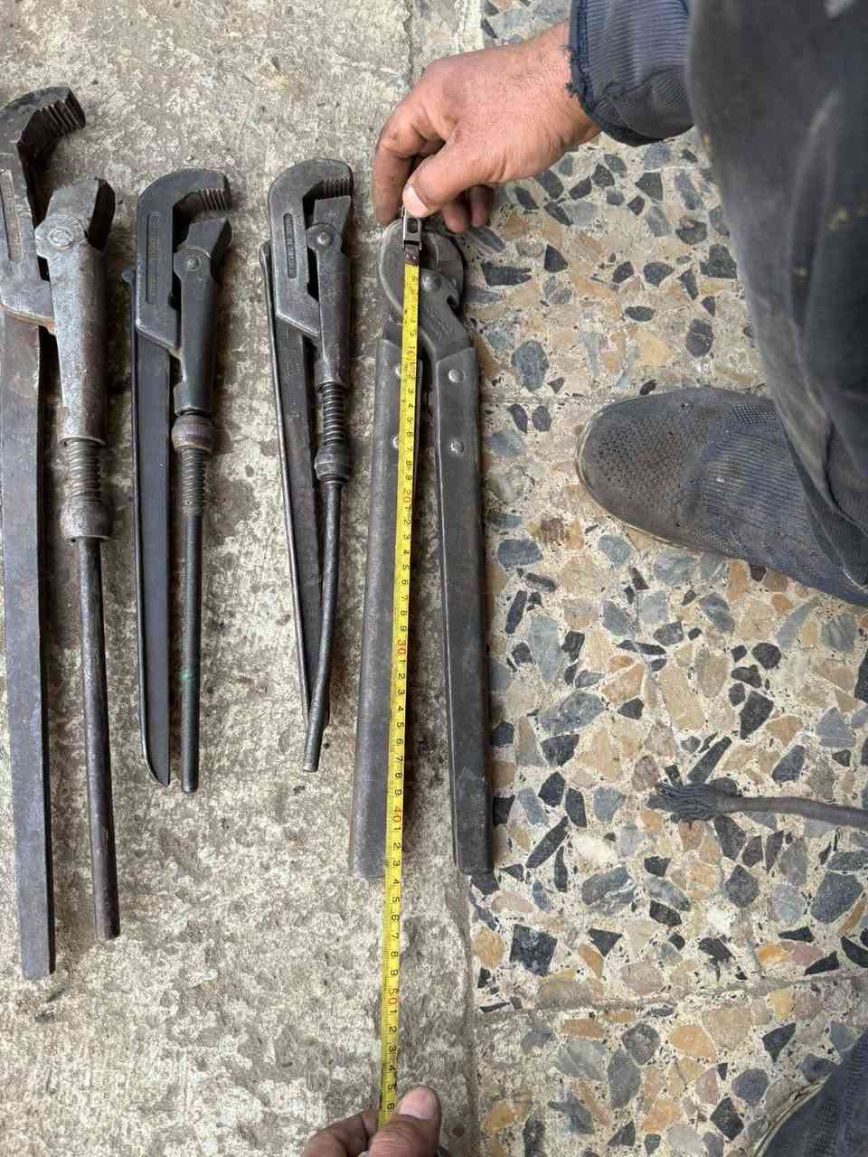 قارصات سويدي احجام مختلفه توصيل موجود ***********
