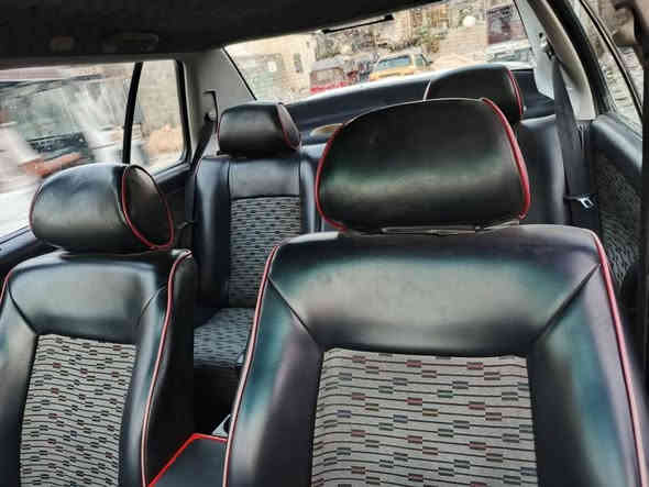 محرك 1800كير عادي، سياره بلاديه بدون صبغ حادثه جاملك الامامي تخم تاير جدد تبريد تدفئه شغال كهربائيات كلها شغاله لايزنون غرفتها جديده رئاسيه رقم بغداد دولي اسمي هزتها جديده المكان بغداد رقم التليفون***********y السعر45 بغداد
