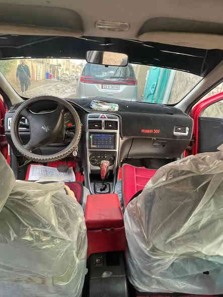 السلام  عليكم
بيجو ٣٠٧   فرنسي موديل  ٢٠٠٤  بغداد للبيع
باسمي تحويل ثاني يوم محرك كير نظافة خير من الله على الفحص
مكاني بغداد الفحامة قرب جزيرة بغداد رقم الهاتف  ***********

السعر   ٤٨ ورقة وفيها مجال بسيط
