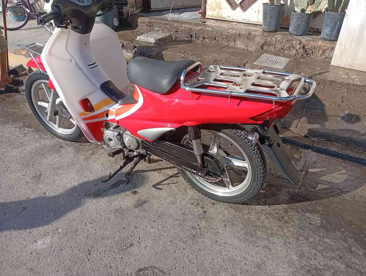 السلام عليكم لبيع سرفيز 
كله شغال وجديد 
سعر ب650
***********
مكان بلد
مو شراي اطلع كبل
