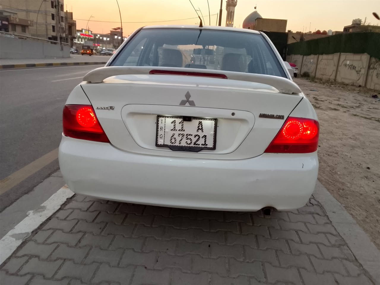 شباب لا نسر موديل 2008 مكينه وكير وتبريد وسدر امامي وخلفي جديد بيها صبغ اربع قطع بدون دواخل سنويه ورقام جدد تحويل مباشر مكاني بغداد شارع الكفاح قرب كراج النهضة ملاحضه خاص ماجاوب وتساب مفتوح السعر 63 وبيها مجال ***********.     ***********
