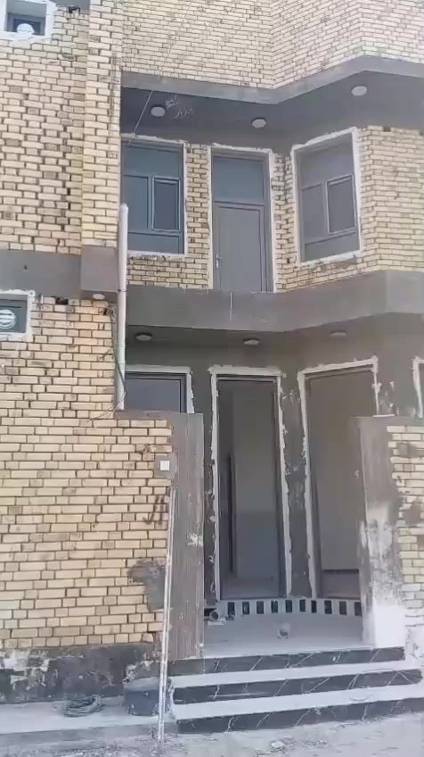 بيت البيع منطقة المهيديه
المساحه 100م

شقه مع البيت

السعر 130

تصل عل راقم

***********5
