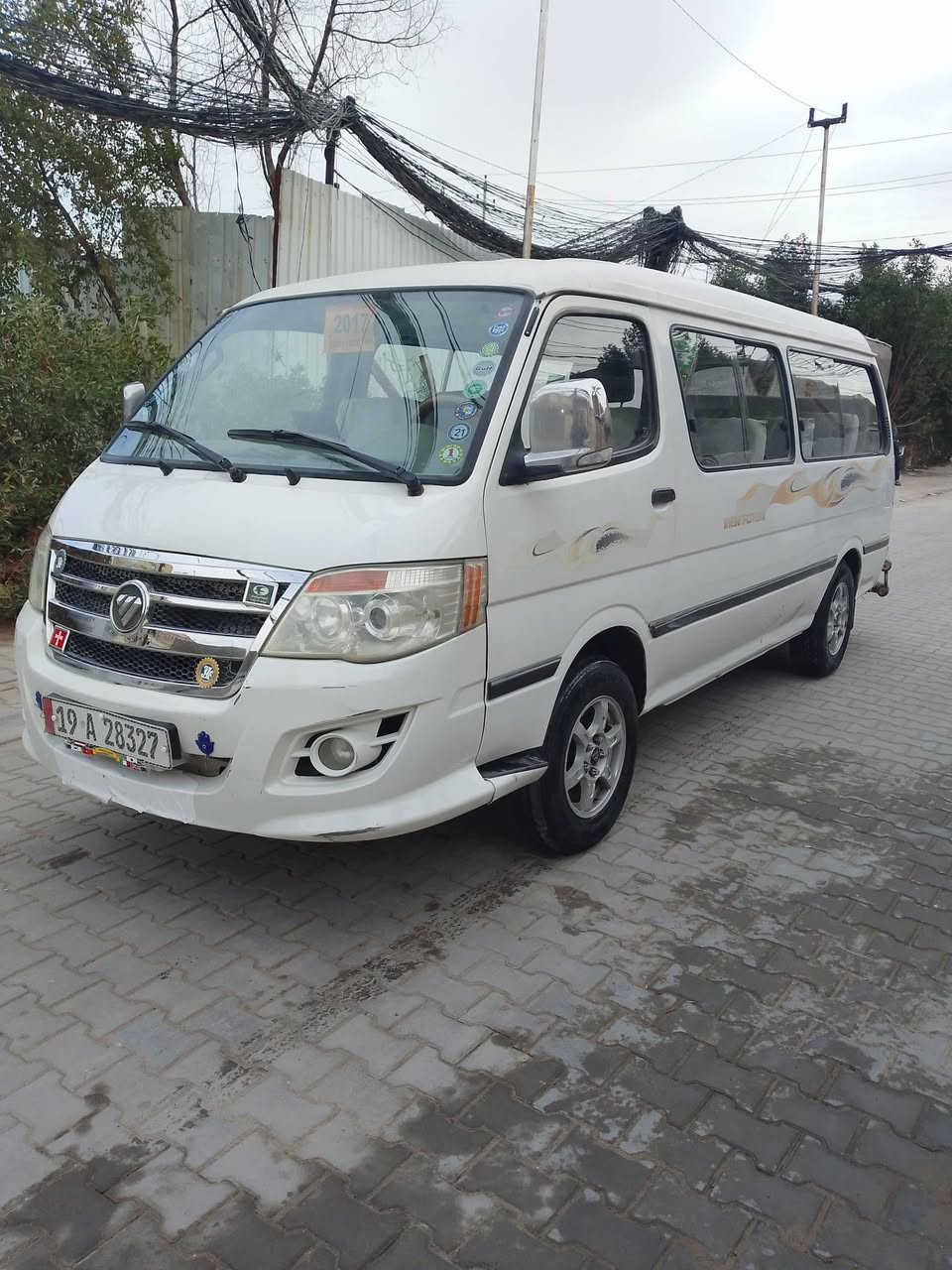 السلام عليكم فتون للبيع موديل 2017 رقم كربلاء انجليزي سيارة جاهزه مكينه وكير و اكسن مكان نجف الهاتف ***********
