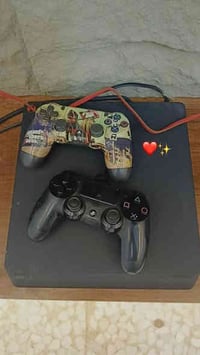 بلايستيشن 4 • ممهكر • ٢ يد تحكم