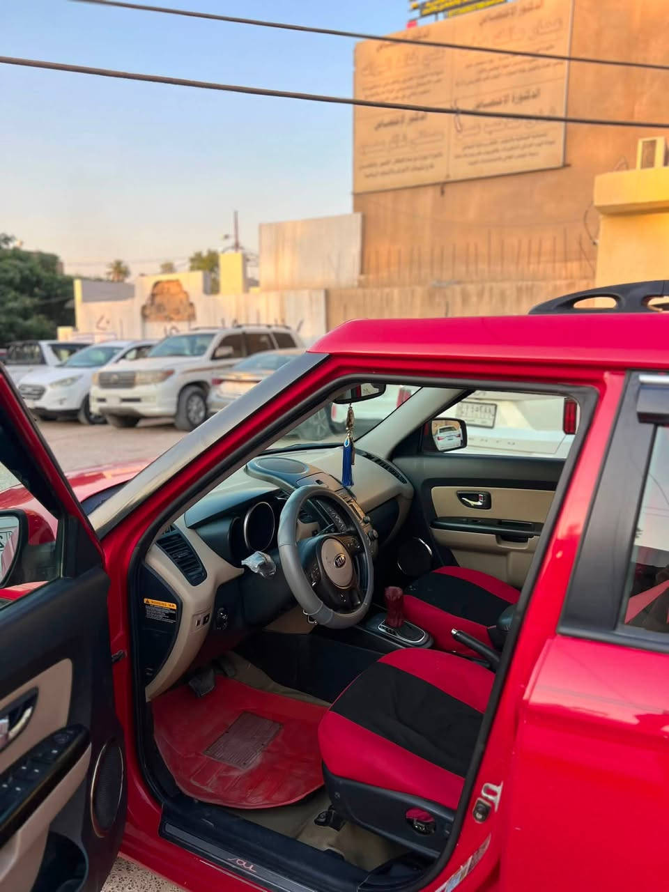 صول موديل ١٣ 
ماشيه ١٠٨ 
رقم بابل 
مكفوله كفاله عاامه جااهزه كير مكينه حداديه تبريد كهربائيات 
السياره فووول عدا البصمه 
مكينه 2000 دوش 
السعر : $95 وبي مجال 
الاستفسار ***********
مكانها حله منطقه الخسرويه مجاور مستشفى السلام
