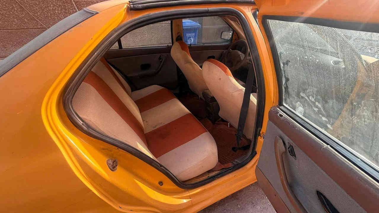 السلام عليكم اعيد النشر بسبب الوعود الكاذبة للبيع سمند موديل 11  السيارة مابيه ولا نقطة اخياس تبريد نقص بس غاز المحرك مجفتة جديد مصبوغة عام اللجمالية  اثر جراد السيارة خير من لله كهربائياتهة كلهة شغالة رقم بغداد انكليزي جديد السعر 29 وبيهة مجال اللطيبين  المكان بغداد الشعب الرقم ***********
