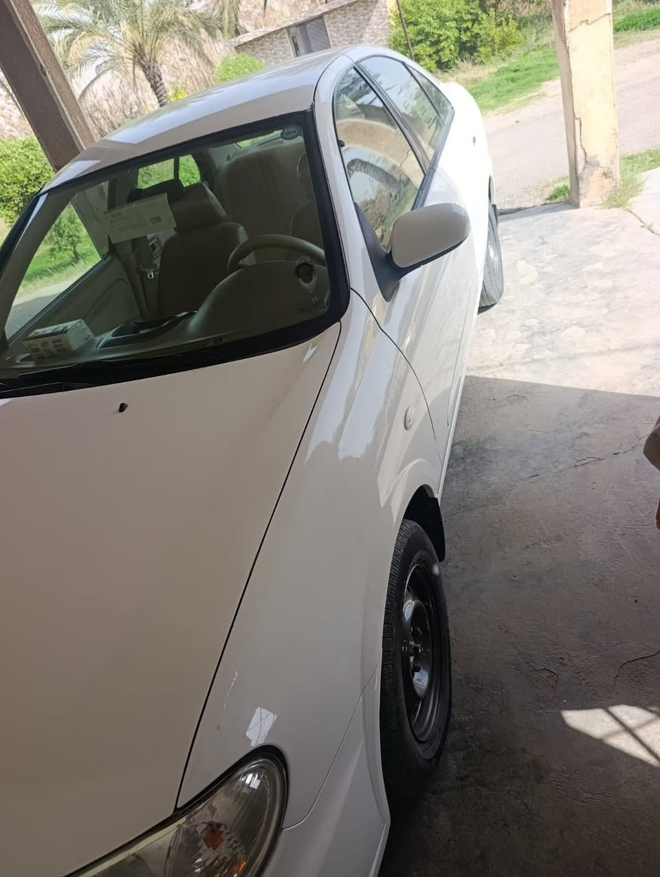 يسان سني ياباني 2010 قبق اسود هزه جديده تحويل مباشر رقم اربيل دولي كفاله عامه السياره كلش  نضيفه احلى من الصور السياره مابيها اي نقص كلشي شغال تبريد شغال جاهزه من كل النواحي السعر 115 وبيها مجال قليل مكان بغداد 
للأستفسار *********** مكلف بالنشر الرقم اتصال واتساب
