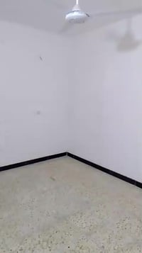 دار للايجار  مساحه ١٠٠ متر في الزعفرانية قرب معمل الغاز 07777483740 كا...