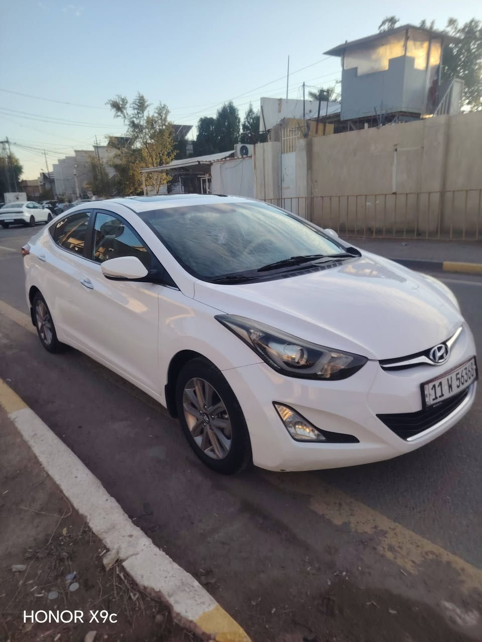 سلام عليكم الانترا موديل ٢٠١٤ رقم بغداد  انكليزي بسمي سنويه تنتهي ٢٠٣٠ خليجي سونر مرفق بغداد التاجي ومنطقه العامريه ***********  السعر 125 بيهه مجال بسيط
