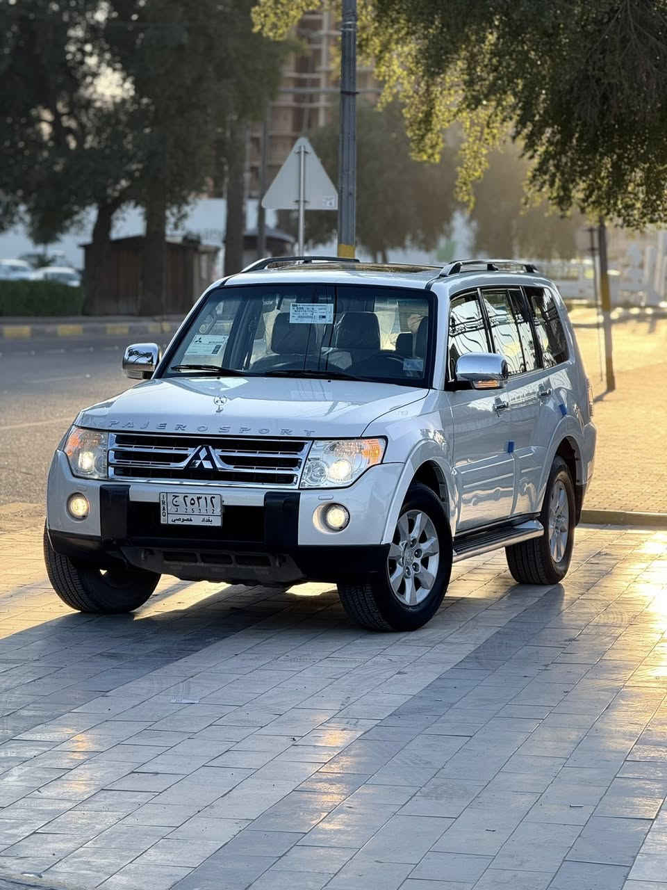 باجيرو 2009  حبتور فول مواصفات لون ابيض صدفي حجم المحرك 3500 رقم  بغداد مشروع واطني بدون حادث  سيارة  مكفوله كفاله عامه سياره كلين عله واضع الشركه معروفه خليجي السياره جديده مال جناي فورويل نضام دفلوك كشنات كهربائي اشارة بل مري شفط تحكم ستيرن شاشه أندرويد اصليه فتحه تبريد ثلاث قطع حساسات خلفيه زاد ثلاجه تخم تاير كير مكينه حداديه خير من الله سياره جديده لوك محرك 6السعر 133اتصل وبيك خيروتدل ***********مكان السياره بغداد الكرخ
