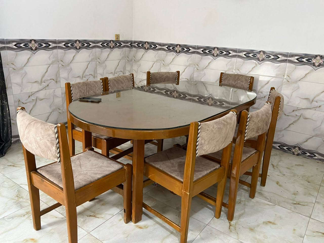 ميز طعام صاج تسكام ٨ كراسي قوي وكلش مرتب السطح زجاج مابي ضرر ولا كسر العنوان نجف استفسار خاص النجف, العراق


**إذا كنت صاحب هذا الإعلان وتريد حذفه لأي سبب، رجاءا أرسل رسالة إلى الدعم الفني**