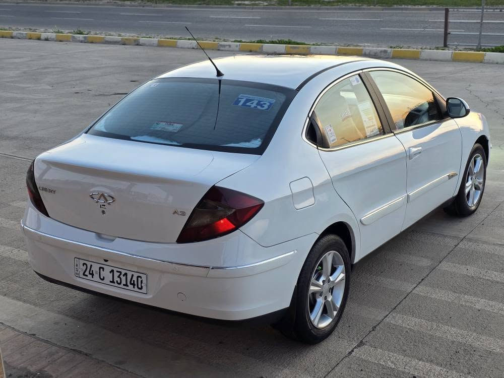 سلام عليكم من رخصة الأدمن المحترم عندي شيري A3موديل 2013لون ابيض ثلجي رقم دهوك باسمي شرط تحويل وكالة.تدلل سنوية جديد لغاية 2031.هزة وفحص كلة جديد.كير اوتماتيك محرك حجم 18.بيلادي شرط لاصرف ولابخار سيارة فول موصفات 1/1.سلايت كهربائي قفل مركزي كنترول مرايات كهربائي لايتات زينون اصلي تحديد سرعة.ABS داخل اصفر كشنات جلد حساس امامي وخلفي. تبريد شغال ثلج 🥶.تدفئة شغال.صدر امامي وخلفي كله جديد 4 إطارات وباتري كلة جديد.سيارة بيهة قطعتين صبغ فقط بدون دواخل.سيارة جديدة مابيهة دينار مصرف.السعر 60وبيهة مجال لل طيبين رجاء مو شراي اعبر منشور بكلمة حلوة ملاحظة بدون مراوسة بدون اقصاط.مكان سيارة كركوك.لل تفاصيل خابر الرقم *********** كركوك, العراق
