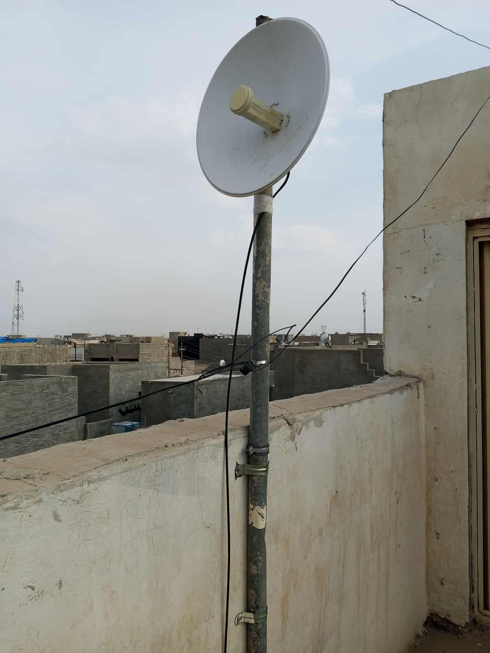 السلام عليكم مكلف بلنشر
للبيع نانو بور بيم شغال شرط ونظيف  السعر 65 الف وبيه مجال قليل .. العنوان تكريت حي الديوم منطقة 3000 مقابل مولدات مجمع جنة تكريت  للإستفسار الأتصال على الرقم ) (***********) ابو عبدالله
