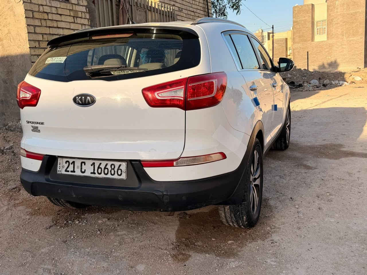 سبورتج خليجي مكفوله موديل 2012 مكينه 2000دوش سياره كير مكينه صدر جديد تخم تاير تبريد ثلج رقم وهزه جديده سنويه ال 30  نص فول سايد بريك رجل بيها بارد شويه بالهلال الخلفي ففط سياره جاهزه ومبيها كل نقص السعر 139مكاني بغداد الدوره ***********
***********
