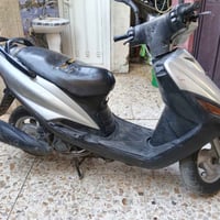 ماكس سرعة 140 نظيفة كلش  الدراجة نكرة سلف  محرك ناعم حلو  كهربائياتها ...