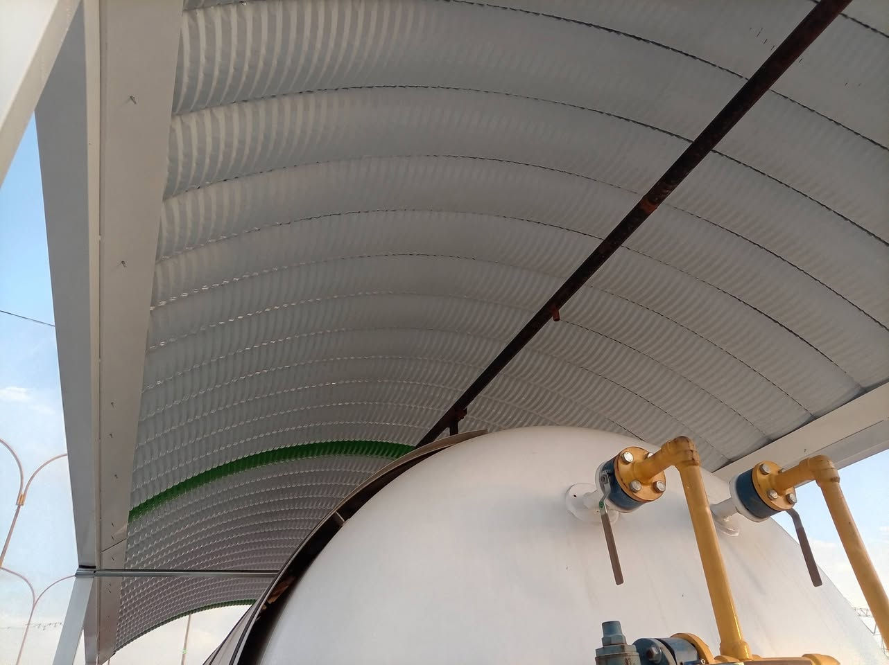 تم بعون الله عمل سقيفه في منطقة اليوسفية ونشكر كادر مكتب الصادق اللسقائف كي سبان سعر المتر 23الف***********
