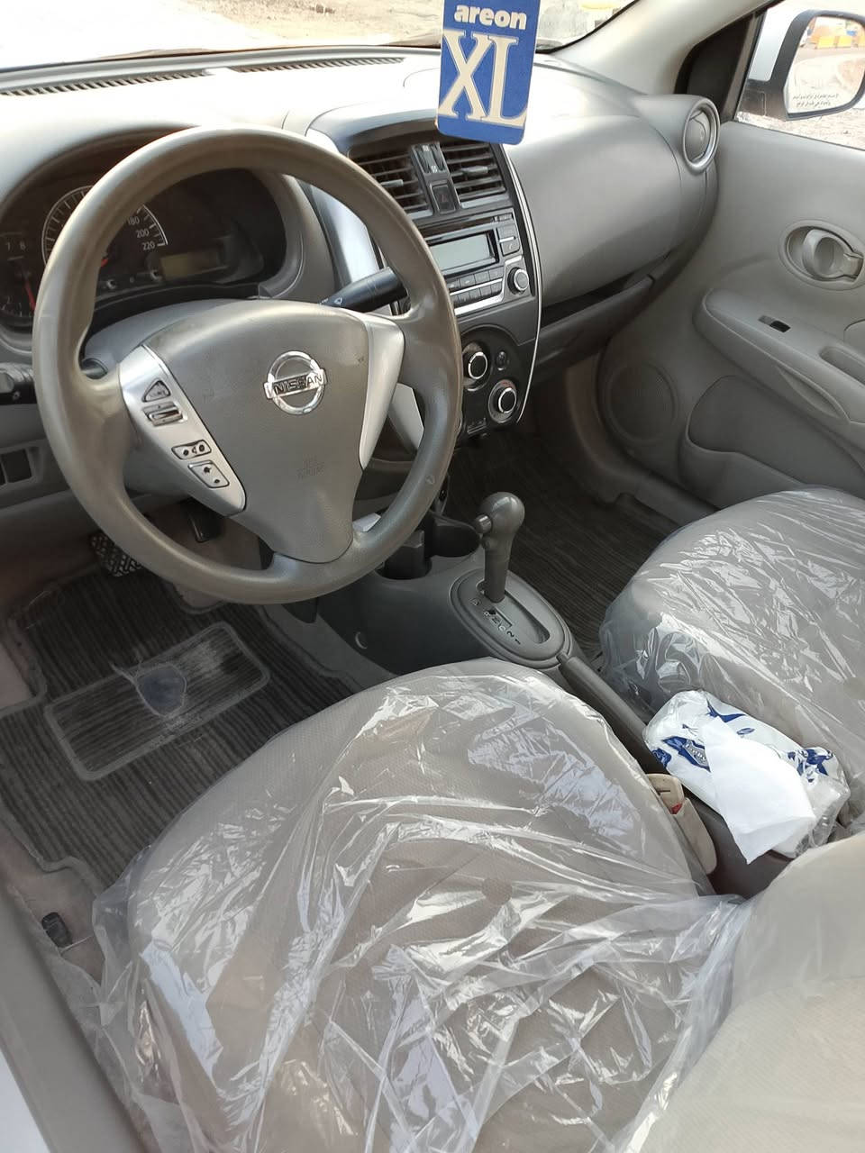 نيسان سني  2021 سياره نضيفه كير محرك شرط كفاله توني مسوي ادامه كامله عبوه بخاخات بلكات تبريد ثلج السياره كفاله من الفتح والتبديل والصبغ فقط ملاحظات بسيطه دحكات السعر 105 مكان السياره بصره


**إذا كنت صاحب هذا الإعلان وتريد حذفه لأي سبب، رجاءا أرسل رسالة إلى الدعم الفني**