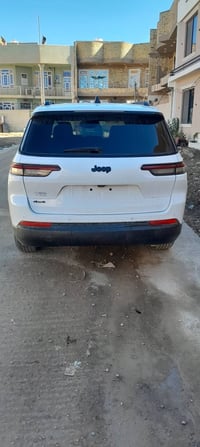 كراند شيروكي • ٢٠٢٤ • رقم واسط