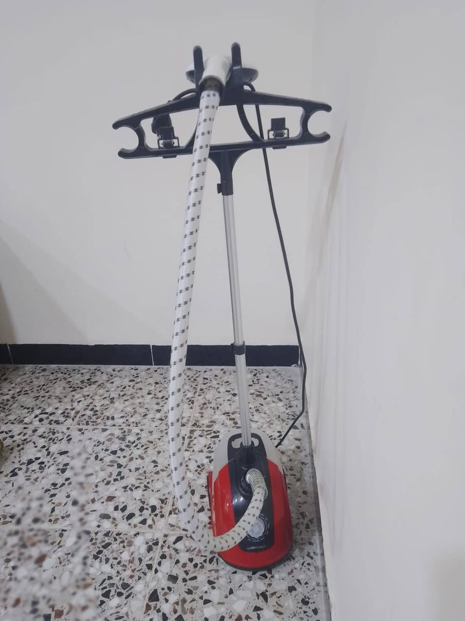 السلام عليكم  أُوتي بخاري شغال نظيف مستخدم قليل السعر 35.000 وبي مجال الاستفسار ع الرقم ***********
