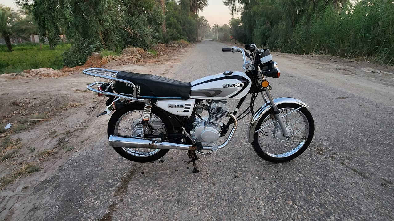 سلام عليكم 
دراجه نامه امتياز 26 كفاله عامه اوراق كامله 
دراجه ماناقصه برغي 
سعر 675 وبيها مجال حك الجيه
مكان بابل محاويل 
رقم ***********
