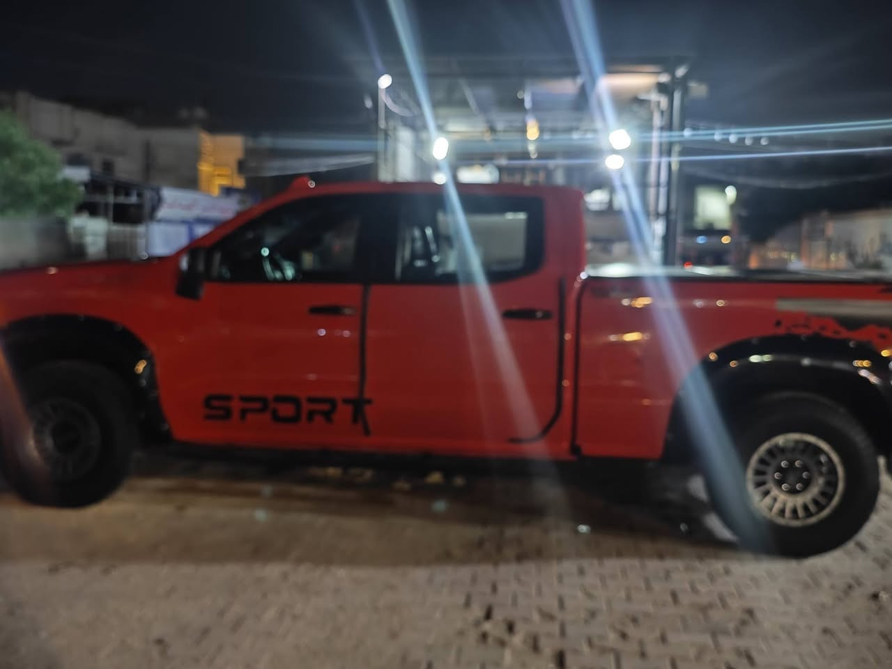 للبيع / المراوس
شفروليه سلفرادو 2022
رقم سليمانية
فئة Z71 Texas Edition
باب طويل — مرتفعة أصل 2 إنج

المحرك: V8 5.3
الممشى: 23 ألف فقط قابل للزيادة بعدها زيرو
الدشبورد خالي من الأعطال
سيرفس كامل وصيانة دورية

الحادث جداً بسيط: شخوط فقط، ومصبوغة على كد شبر، والهلال البديل بيه شخوط بسيطة تكحيل مسدس قمارة موثق مع السونار.

المواصفات:
بصمتين
تشغيل عن بُعد
داخل جلد
مساعدات قيادة
تحديد مسار
هاند بريك بصمة
إطفاء ذاتي
دفع رباعي
مرايا كهرباء
نظام عواد

الإضافات:
ويل أوف رود أصلي قياس 17 1500$
تاير طخم جديد تايلندي أوف رود 1200$
دوسات 650$
بطن بدي
غلاف بدي
سبيسرات تعريض 2.5 إنج
نفخات جاملغ
منظومة كامرات خاصة بالطرق الوعرة 450$

بجم كبس
 للجادين فقط.
غير متواجد على الفيس بوك، التواصل واتساب رجاءً:
***********
