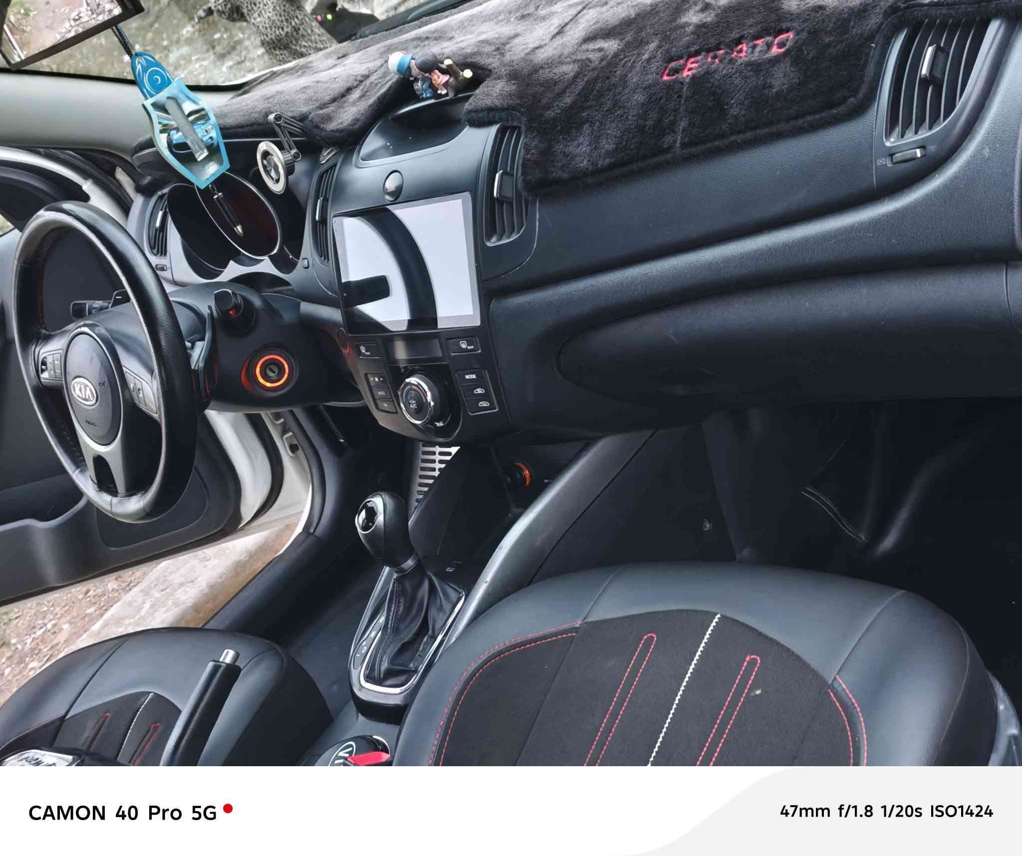 سيراتو صالون موديل2013
نضافه فول كير محرك شرط 
سيارة مامتعوبه 
بيها بارد شيوه بل جاملق وبيها بارد شويه بل باب مال السايق شويه بدون صبغ سيارة مال بيت رقم اربيل ***********
