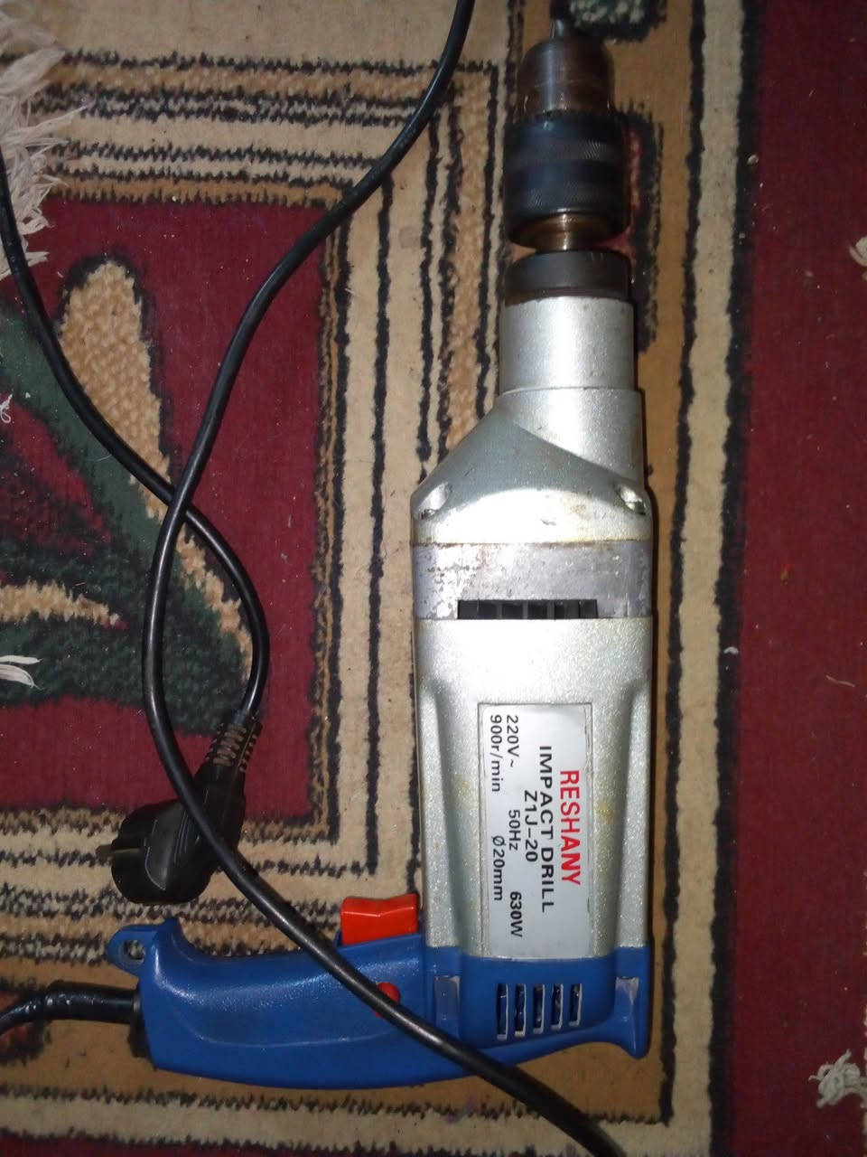 ⭕ يوجد توصيل لكافه المحافظات
دريل ريشان باب اول جديد استعمال قليل شغال وعل الفحص السعر 35 الف المكان بغداد


**إذا كنت صاحب هذا الإعلان وتريد حذفه لأي سبب، رجاءا أرسل رسالة إلى الدعم الفني**