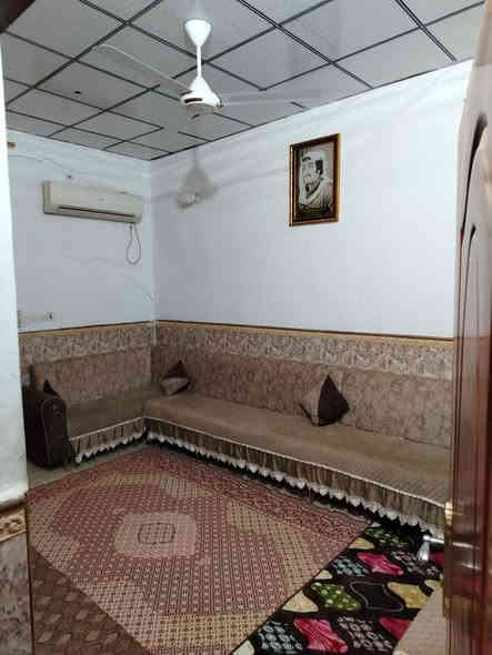 دار للبيع 100م حي النداء  شارع المكاتب طابقين بناء جناي اساس وسقف صب كونكريت اساس وسقف  
الطابق الاول
غرفة
صال
حمامات عدد 2
مطبخ
استقبال
الطابق الثاني
غرفة عدد 2
صالة 
حمام
السعر 140
***********
