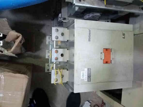 سلام عليكم ورحمه الله وبركاته 
يوجد لدينا جميع الكونتكترات كوري 
باله اصلي جدا نضيف معه ضمان سنه 
جميع الامبيرات متوفره ثلاثي ورباعي 
ارخص الاسعار التنافسية 
الاستفسار *********** يوسف الكعبي 
خدمه توصيل جميع محافضات العراق 
العنوان بغداد الشورجه عكد النصارى
