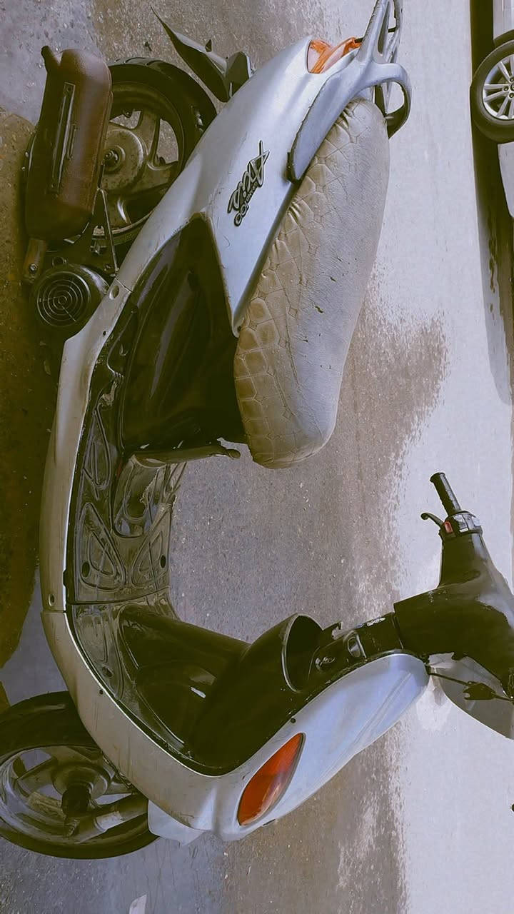 دراجه اكزز ياباني كلشي مابيها فقط يرادله تبديل صالنصه سعرها 300 الف وبيها مجال كلش كلش قليل وال شراي يتصل على هذه الرقم *********** مكاني كربلاء القدسيه قرب مدرسه المازنيه
