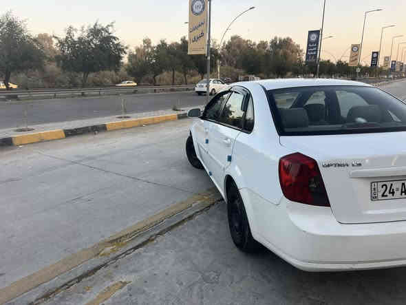 السلام عليكم
اوبترا لون ابيضّ للبيع 
موديل 2010 رقم دهوك دولي سنويه هزه جديده
بدون ضرر بدون صبغ كفاله عامه 
جاملغ سائق تعديل بارد فقط
كير توماتيك كير ومحرك لا صرف ولا نفخ شرط
ارضيه جلد تخم تايرات جديد 
للاتصال/ ***********
