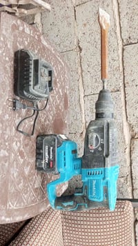 دريل همر • مع بطاريه وشاحن • بغداد