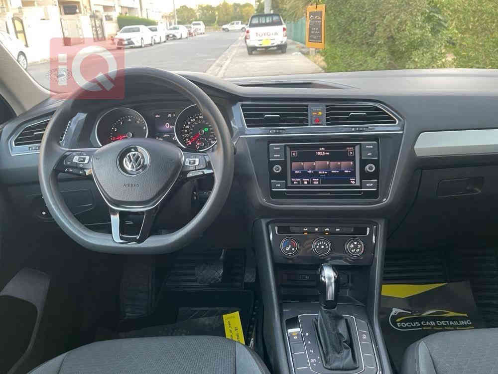 فولكسفاغن تيكوان موصفات S – موديل 2019
السعر: 149 ورقة

المواصفات:

 محرك 2.0 لتر بنزين

 هيكل SUV عائلي

 8 مقاعد – داخلية قماش

 نوافذ كهربائية

 وسائد هوائية

 شاشة عرض

 Apple CarPlay

 

 كاميرا خلفية

 حساسات أمامية وخلفية

 فرامل كهربائية

 مساعد الاصطفاف (Park Assist)

 مثبت سرعة (Cruise Control)

الملاحظات: ضرر في جاملخ جهة السائق

نوع اللوحة: اربيل

🔢 رقم الشاصي (VIN):

3VV1B7AX4KM181463

📞 للاستفسار:

اتصال على الرقم ***********

📱 متوفر واتساب & فايبر
