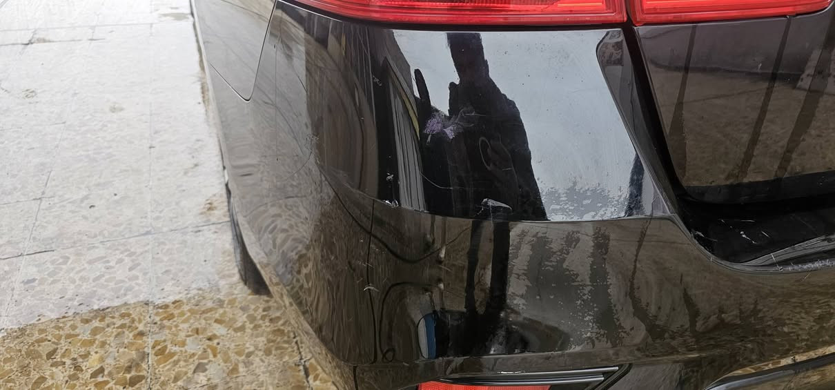 السلام عليكم
للبيع2018
 سينترا وارد امريكي اسود اللون الضرر بونيد وجاملغ النفر بدون داخل،مواصفات نص فول..
ارقام وسنوية منتهية قبل سنه.تبريد تدفئه شغاله شرط الفحص
السعر ١٠٥ وبيهامجال
‏‪***********‬‏
