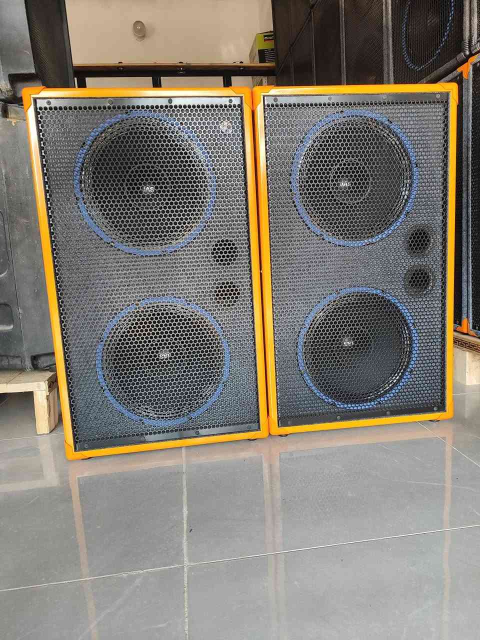 كلشي بالصورة متوفر في معرض صوتيات العتبي بأسعار تنافسية 
العنوان بغداد ناحية الوحدة قرب مجسر المشاة 

للاستفسار الاتصال على الرقم التالي *********** واتساب
