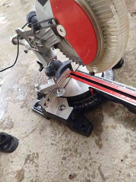 كتر جديد مامستعمل بس مره وحده دوار اي زاويه يكصهه ومتروك لبيع حجم جبير مخذه180 الله شاهد أريده 150وبي مجال قليل عل فحص عنواني كربلاء سيف سعد الاستفسار خاص او الاتصال***********
***********
