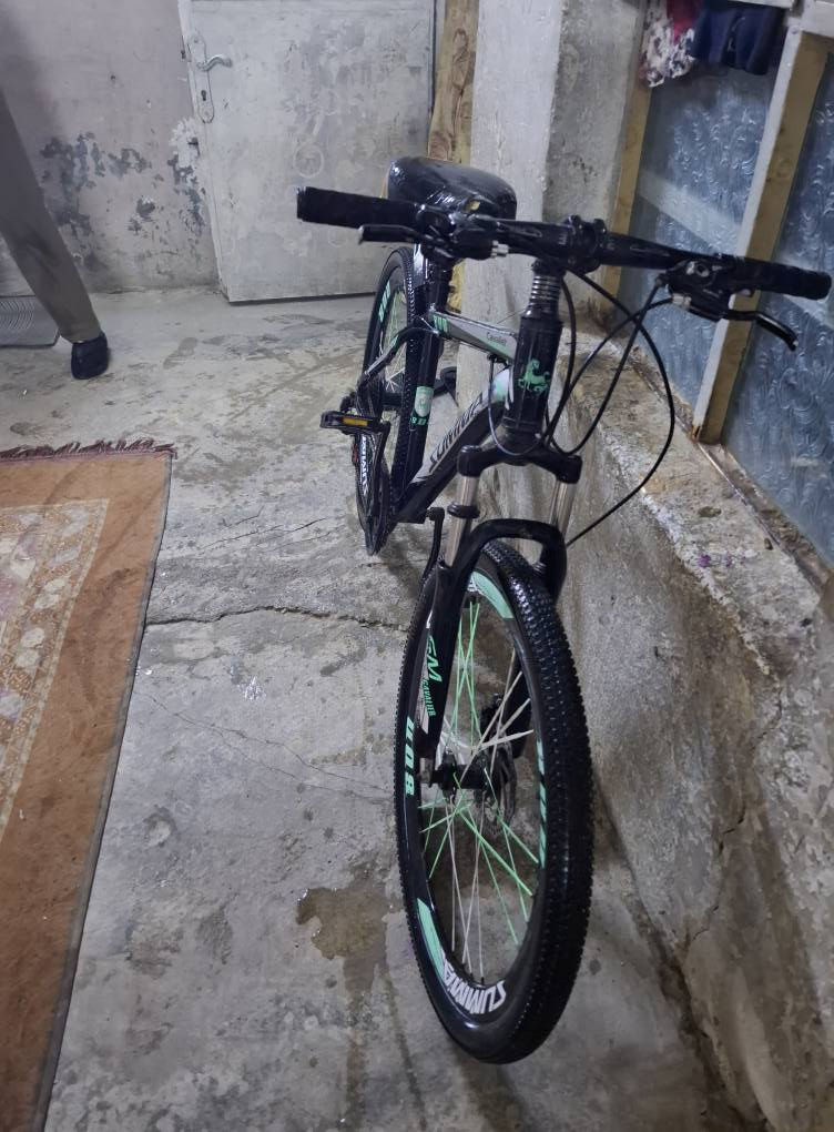 السلام عليكم شلونكم عيني بيسكلات لبيع عد ٢ جديدات الله شاهد السعر ١٥٠
الاستفسار اكثر رقمي ***********
