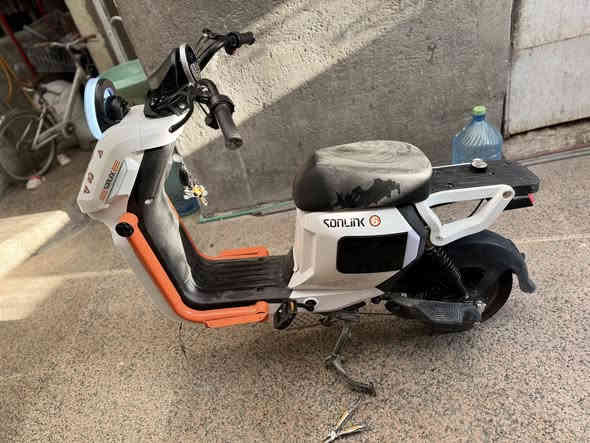 سلام عليكم شباب دراجه سونك دراجه كامله بس دبل لأمامي مكسور شغال 100‎%‎100لكفرات نضافه100‎%‎70بيها شخوط لاً اخوكم اخو خيته ويفوت بلفرع بسرعه 🤣#شباب تجي تشوف دراجه عجبتك الف عافيه وإذا عندك دبل الها ركبه وطلع بيها ما بيها اي نقص بس نقصها دبل امامي مشتراتها صارت علي ب650ورايد أبيعها لاً ما تفيدني راح اجيب بانزين شتطيني بيها نعمه بس بما يرضي الله وبحضك وبختك دراجه كبال عينك جيك كلب لا تطي سعر تواصل واتس آب ومازنجر موجود رقمي ***********
