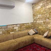 تخم ١٠مقاعد كونر نظيف جدا  السعر ٣٥٠الف  مكان الدوره المكيانيك ٠٧٧٦٤٠٥...