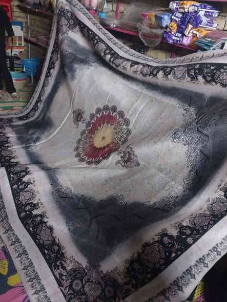 ثريدي ٣في ٤ يارده سعر ١٨ الف  يوجد توصيل داخل الكوت ***********
