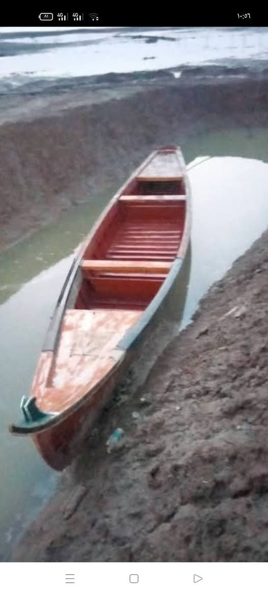 السلام عليكم
بلم للبيع وياه مكينه دهاتسو25جديده مكانه البصره 
للتواصل *********** مكلف بلنشر اتصلو ع الرقم
