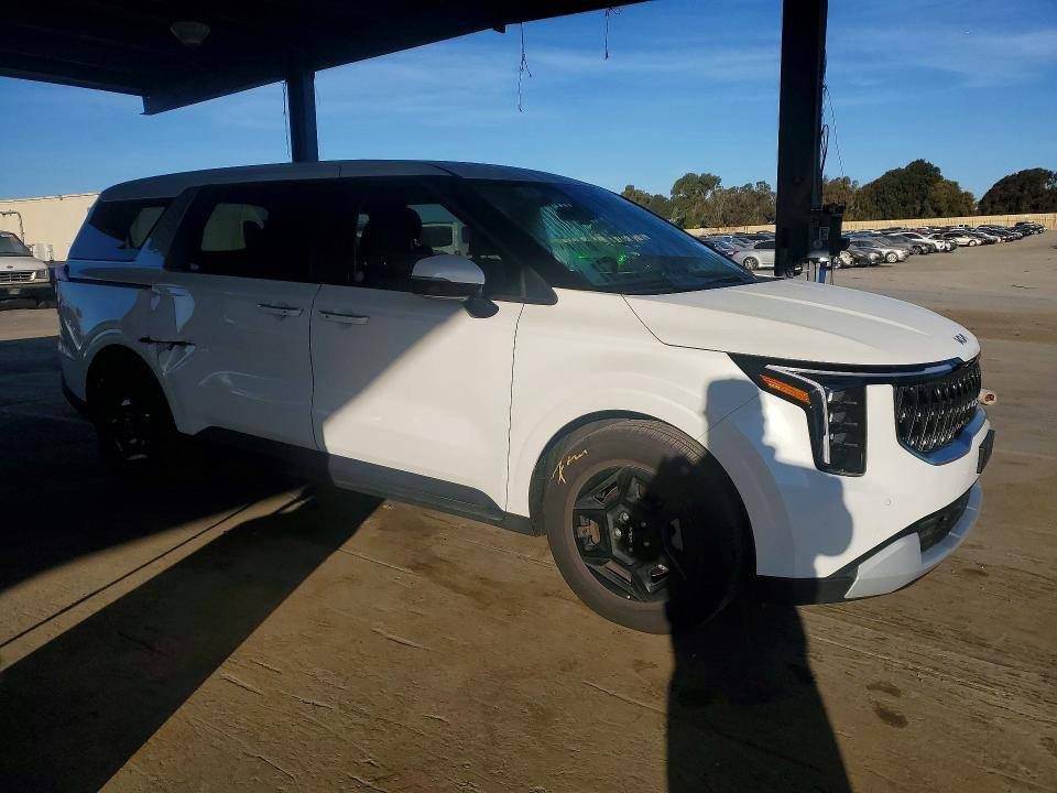 (اعـــــــــــــلان مــــــــــــــــزاد 📢 ) 

2025 KIA CARNIVAL LXS 

كيا كرنفال : ٢٠٢٥

حالة السيارة : تعمل وتسير 

ضرر السياره : كما موضح بالصوره 

تاريخ الــــــمزاد الاثنين : 2026/3/16

وقت المزاد الساعه : السابعه ليلا 

اللـــــــــــــــــــــــــــون : ابيض

عداد المسافه : 17.130

حجم المحـــــــــرك : 6 سلندر 3.5 

مدة الوصول : 60 الى 90 يوم

للإشتراك في المزايدة يرجى الحضور الى  مكتبنا للـتأكيد على تثبيت السياره المزاده.

العنوان : النجف الاشرف قضاء المناذره( ابوصخير) شارع حيره ابو صخير مكتب عمار لمزاد السيارات الامريكيه 

               تلفون 
              *********** واتساب
              *********** للاتصال
               عمار ابو عباس
