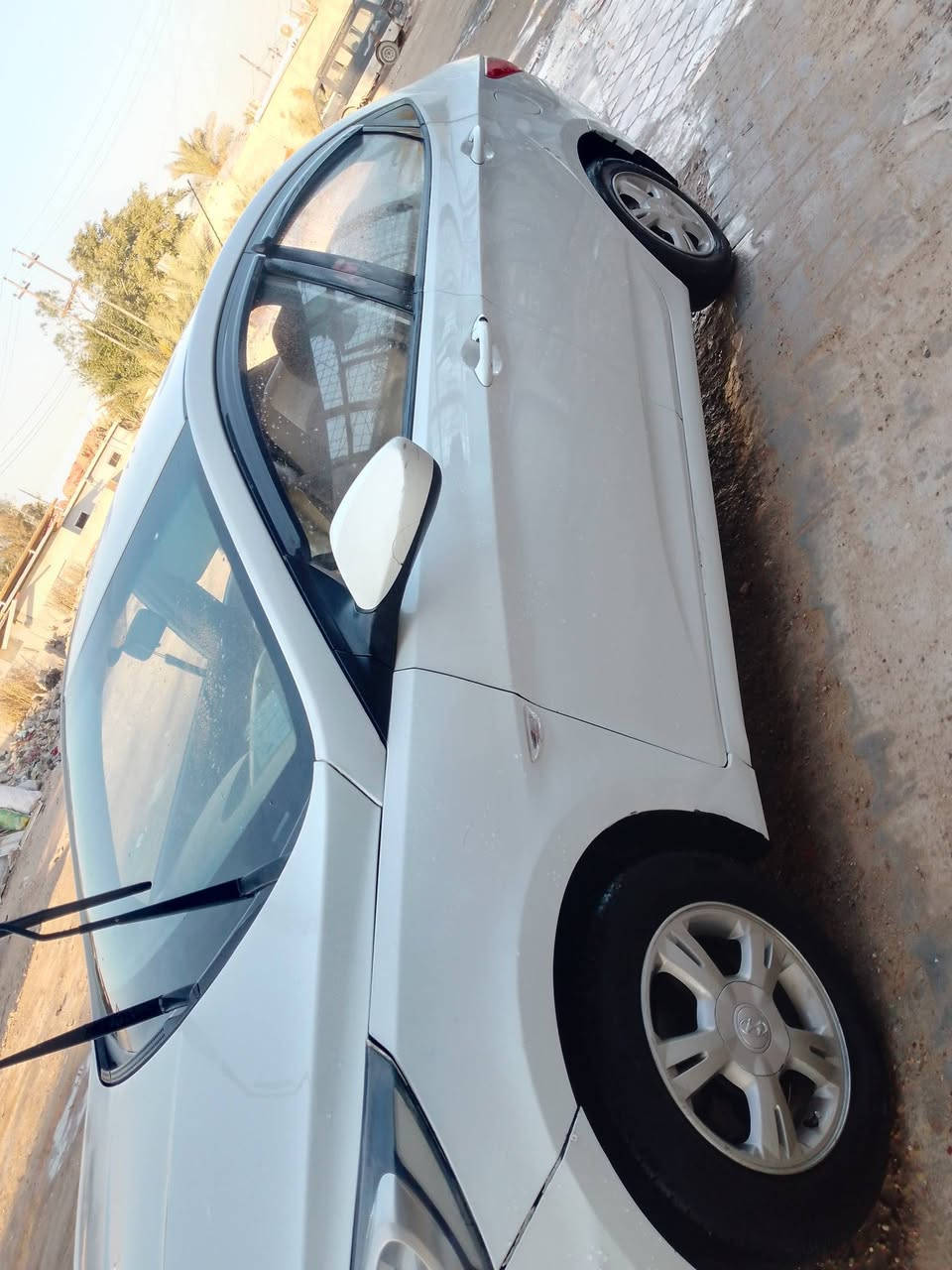 سلام عليكم اكسنت خليجي لبيع مديل2014 السياره جاهزه مكينه 1600 قطرتين وحلوه رقم نكليزي كربلاء بسمي سنويه ل30 سياره بيه قطعتين بس السعر 100مع مجال 
الاستفسار ***********
***********
