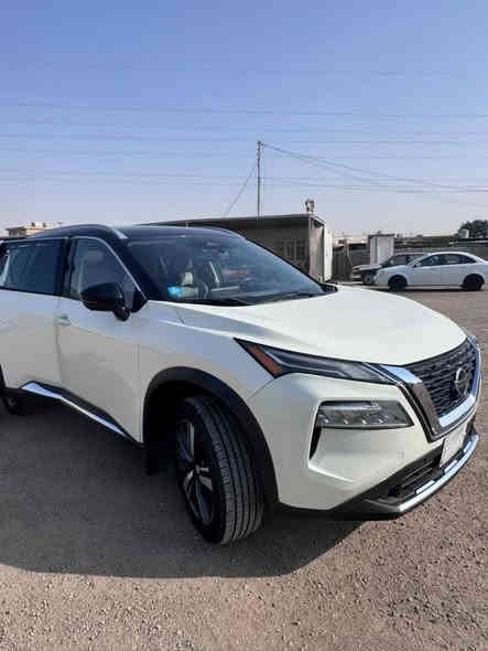 � نيسان روج 2021 SL تو كلر (أبيض + أسود)
ماشيه 78 ألف كم 🔥
شرط المحرك والكير والصدر ✅
رقم بغداد مشروع وطني باسمي السنوية
شرط التحويل والغرامات 💯

الضرر: بنيد مبدل تجاري + جاملغ أيسر تعديل بارد
السحب أمامي (مو فورويل)

✨ مواصفاتها:

 • كشنات جلد كهربائية بخزن وضعية السائق
 • رادارات أمامية + خلفية + نقطة عمياء
 • قيادة ذاتية كاملة
 • 5 كاميرات 360°
 • نظام صوت BOSS (6 سماعات)
 • أوتو هولد + مثبت سرعة
 • تدفئة وتبريد مقاعد
 • جنطة كهربائية + سقف بانوراما
 • شاشة بلادية + حساسات كاملة
 • تايرات جديدة ولوك
 • فول ادامة مناقصها اي شي 
سعر 210 بيه مجال 
*********** طوز
