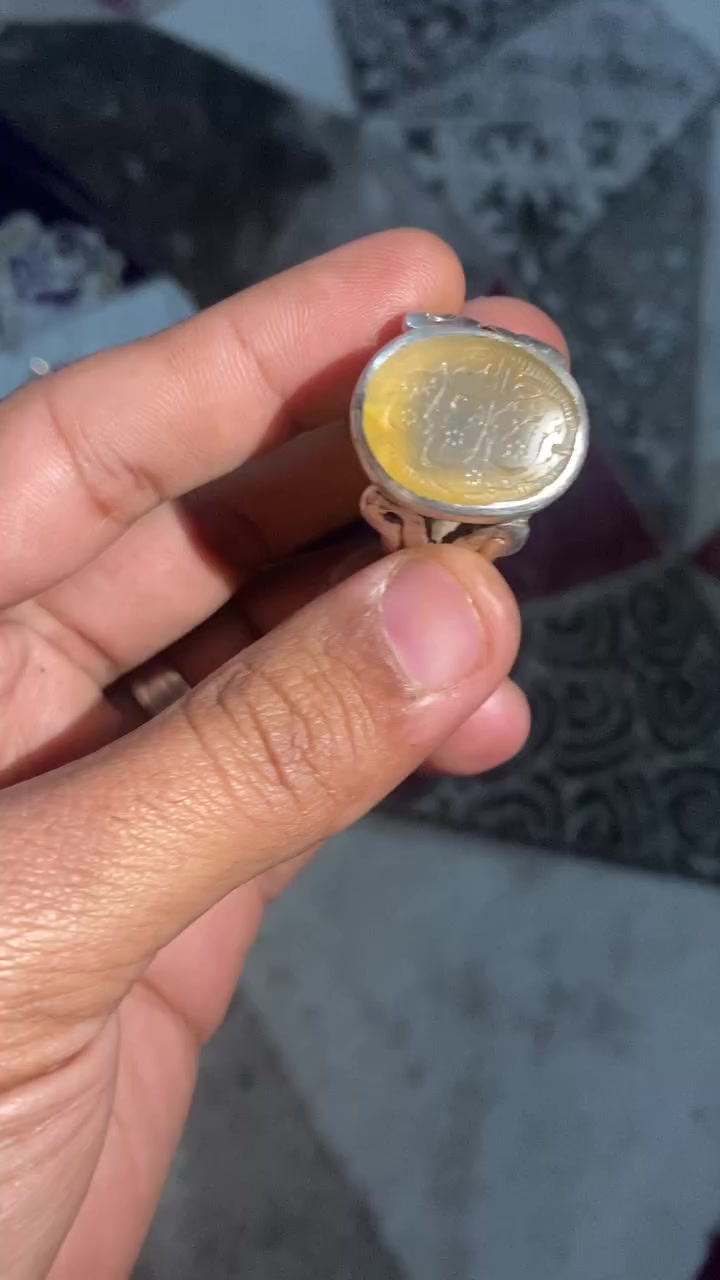 يشم يماني وعقيق اصفر قديمات كلش وصياغه صب للبيع


**إذا كنت صاحب هذا الإعلان وتريد حذفه لأي سبب، رجاءا أرسل رسالة إلى الدعم الفني**