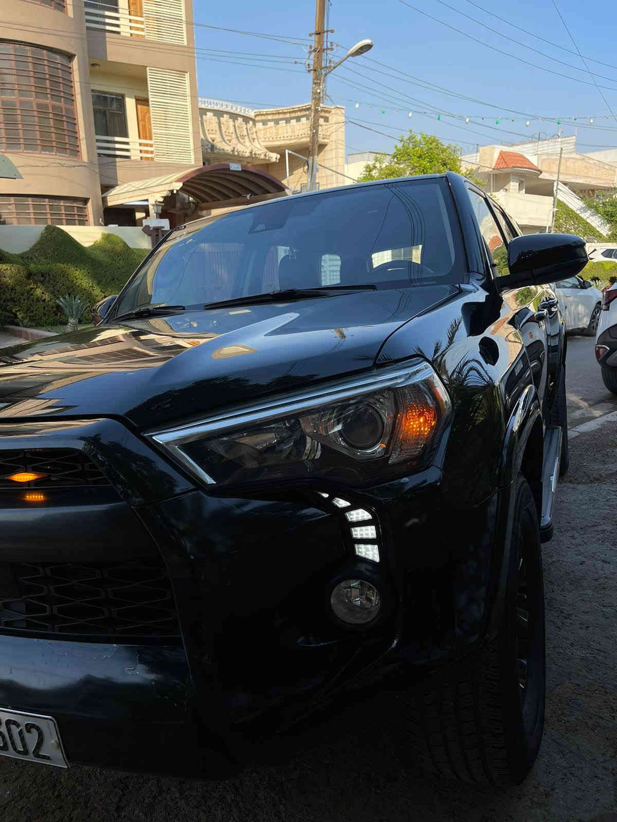 فور رنر 2020 SR5  بلاك المرغوبة سيارة جديدة برغي مناقصه صبغ بنيد فقط و دعامية ماشية 70 الف السعر 290$ بيها مجال قليل العنوان بغداد حي الجامعة و بالعافية ع الي ياخذها وهذا رقمي
 ‭0773 239 3517‬
