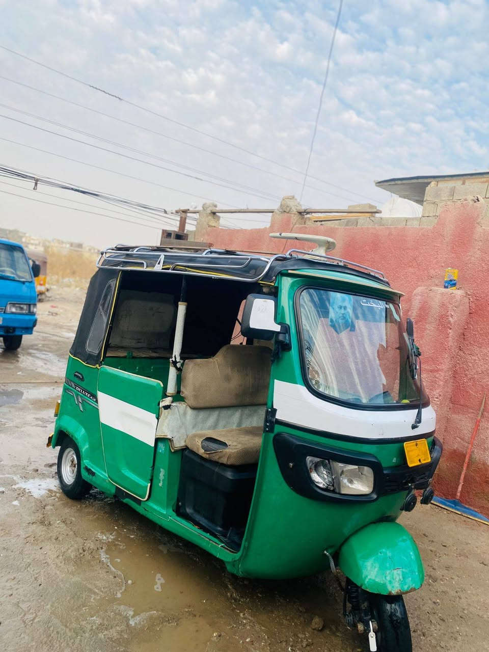 السلام عليكم تك تك البيع تي في اس موديل 2022/شهر 2/ رقم وسنوية ب اسمي رقم بابل / مكاني بغداد الدوره ابو الديشير / السعر 7500 وبيها مجال الشراي / مستعد مداور ثاني يوم /***********
