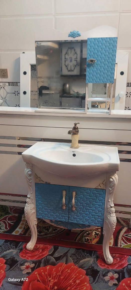 السلام عليكم اغراض للبيع نظافه فول ***********بغداد مدينة الصدر
